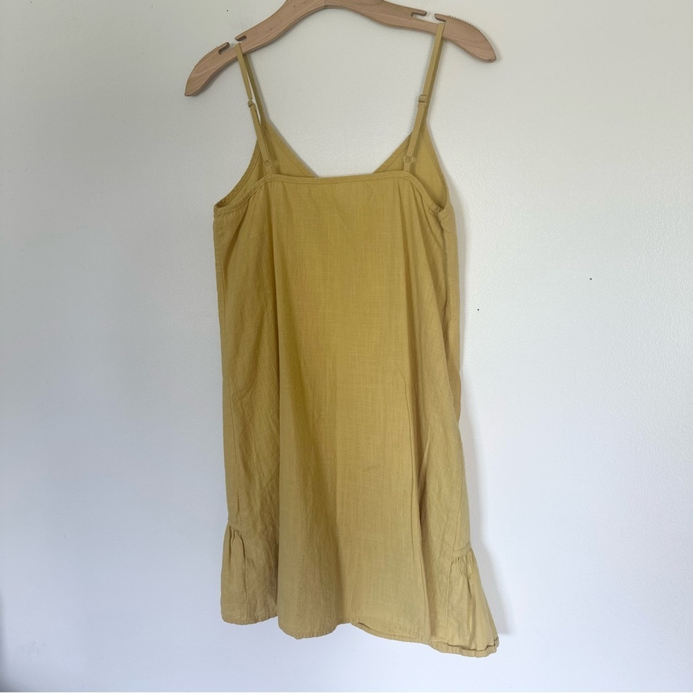 Yellow Dress - Picture 3 of 3